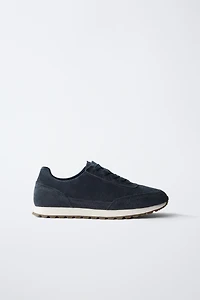 BASKETS EN CUIR