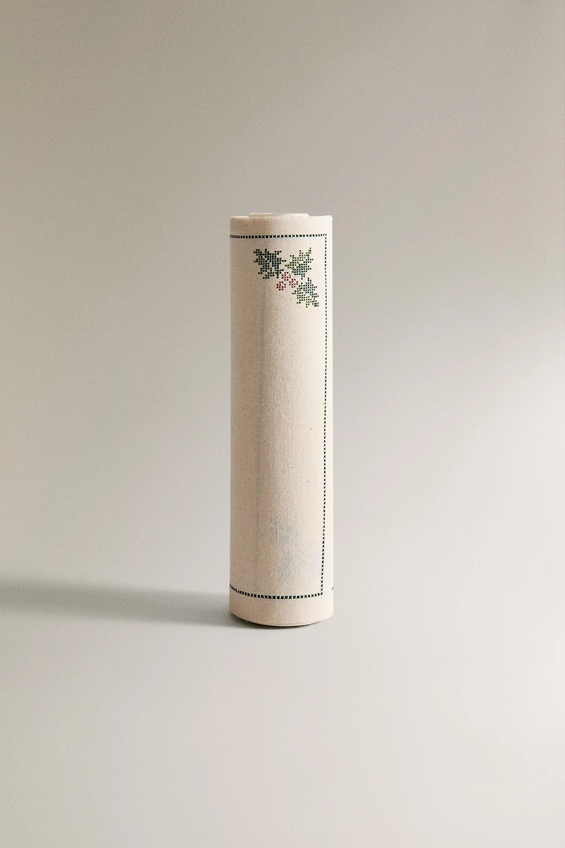 CHRISTMAS HOLLY LEAF COTTON NAPKIN ROLL (SET OF 20)