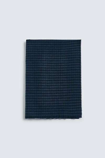 ÉCHARPE À CARREAUX