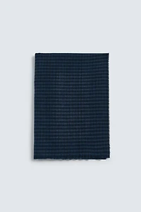 ÉCHARPE À CARREAUX