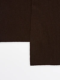 Ribbed 100% cashmere scarf