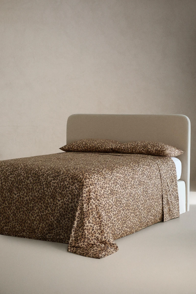 SATEEN DUVET COVER WITH ANIMAL PRINT