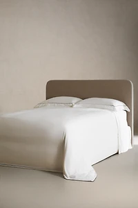 SATEEN FLAT SHEET WITH EMBROIDERED EDGE