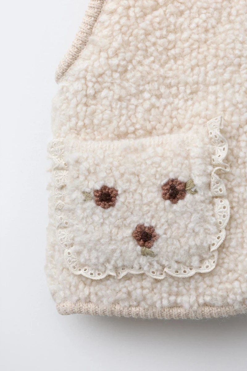 EMBROIDERED FLORAL SHERPA KNIT VEST