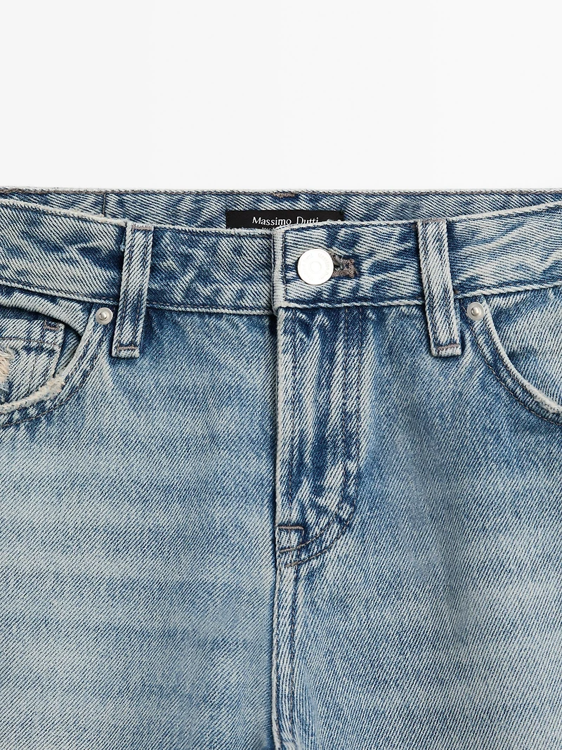 Low-rise straight-leg jeans
