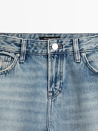 Low-rise straight-leg jeans