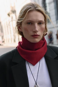 WOOL TRIANGULAR BANDANA