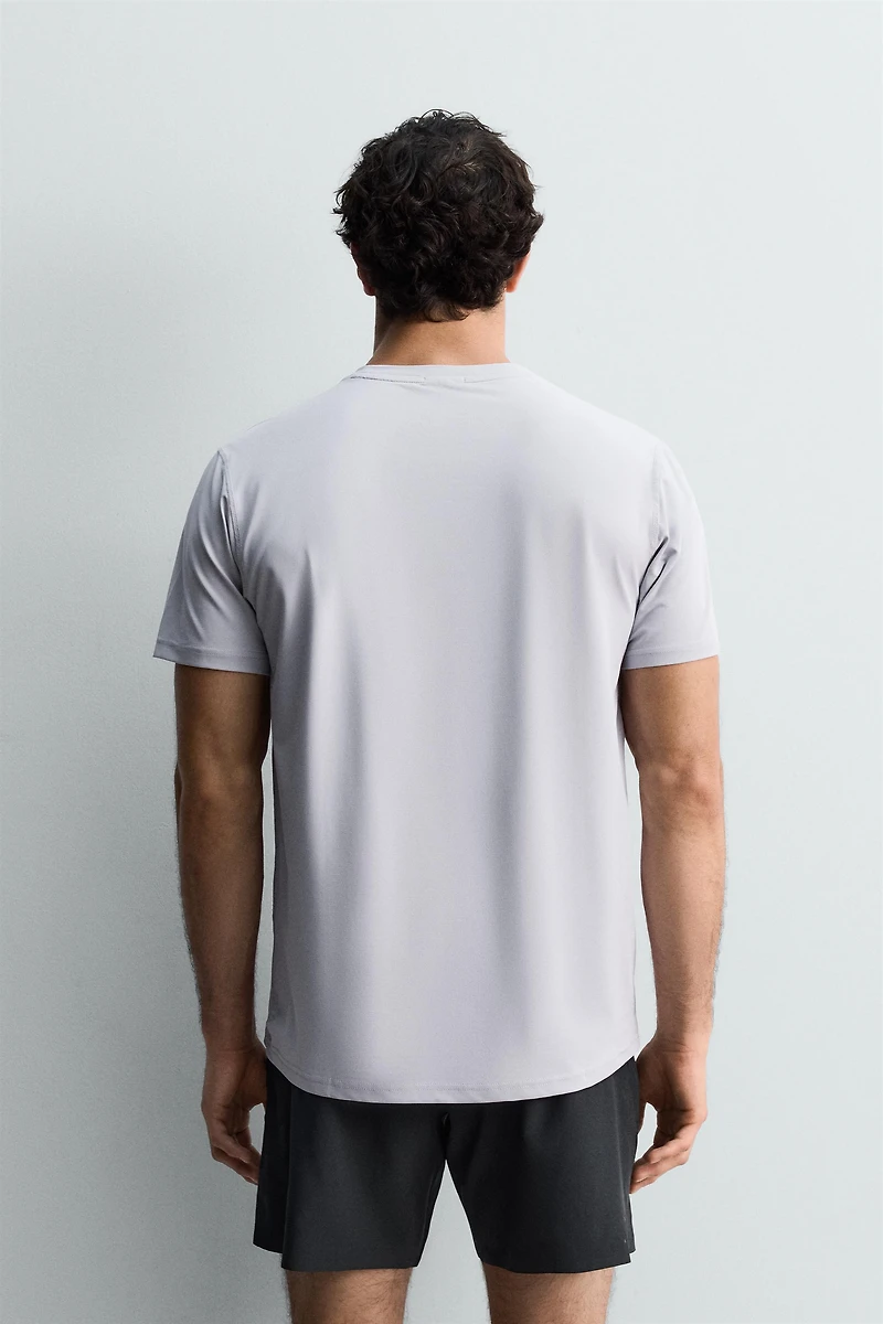 T-SHIRT TECHNIQUE BASIQUE