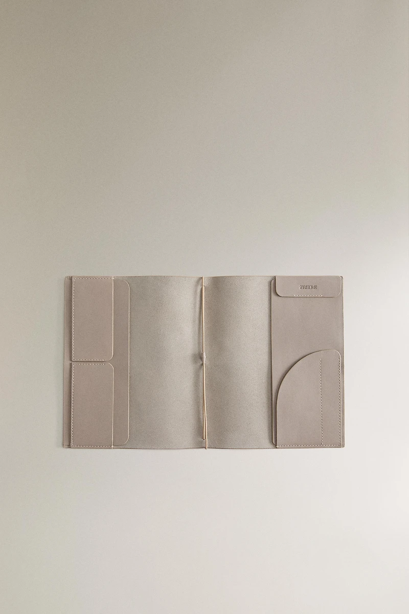 HOUSSE LIVRE CUIR