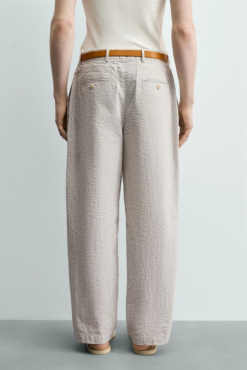 PANTALON STRAIGHT FIT EN SEERSUCKER
