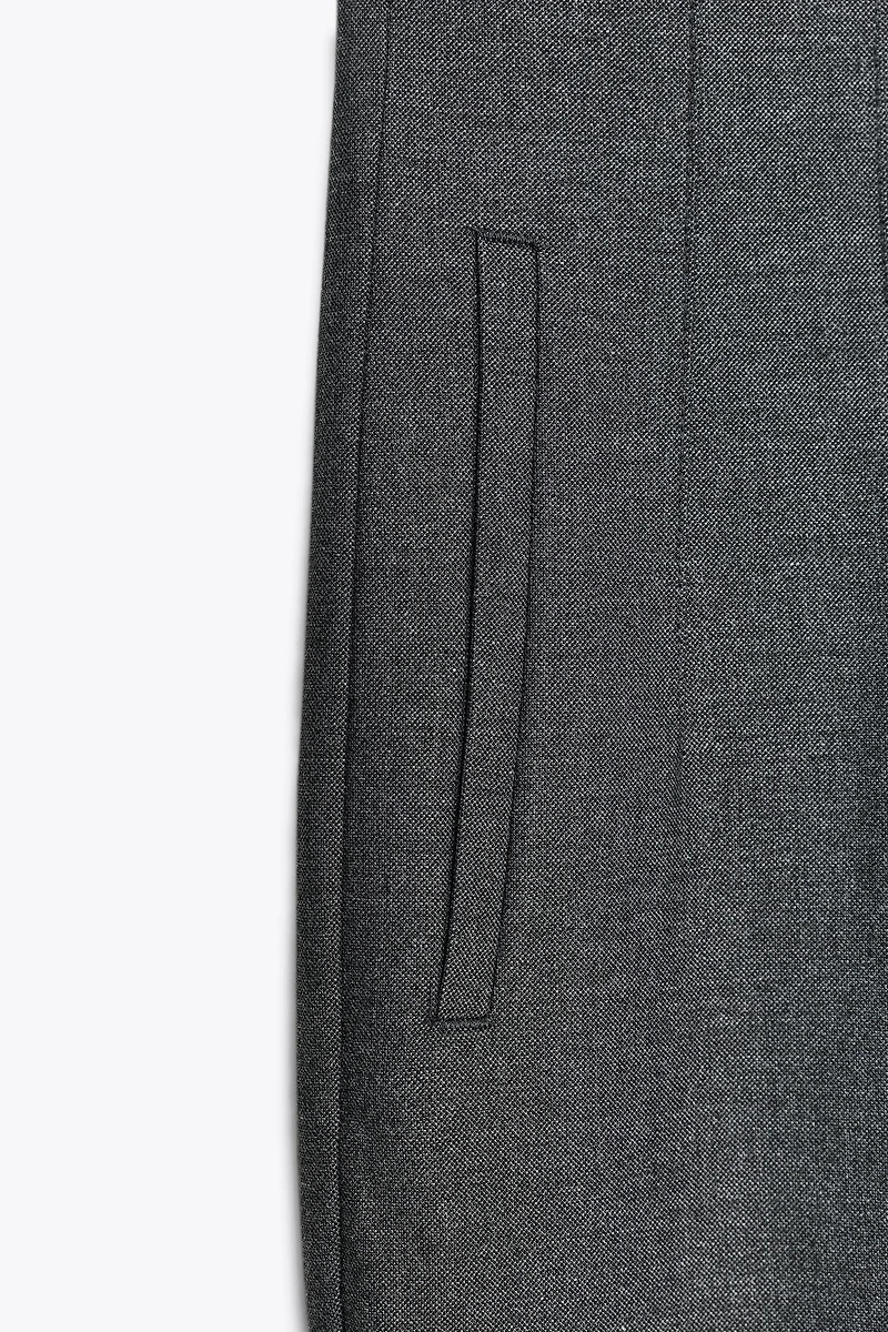 PANTS WITH A HIGH WAIST