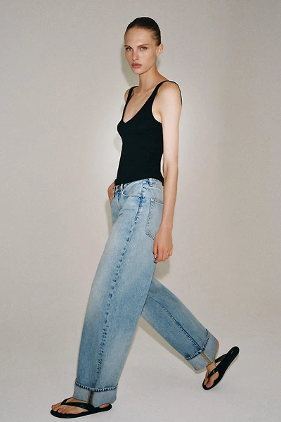 COTTON STRAP TOP