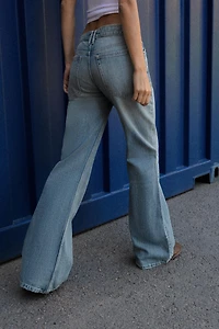 TRF LOW RISE FLARE JEANS