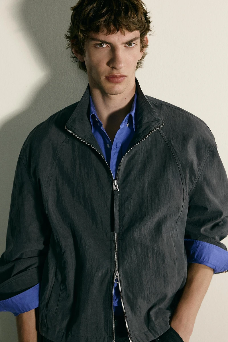 FLUID CROPPED FIT JACKET