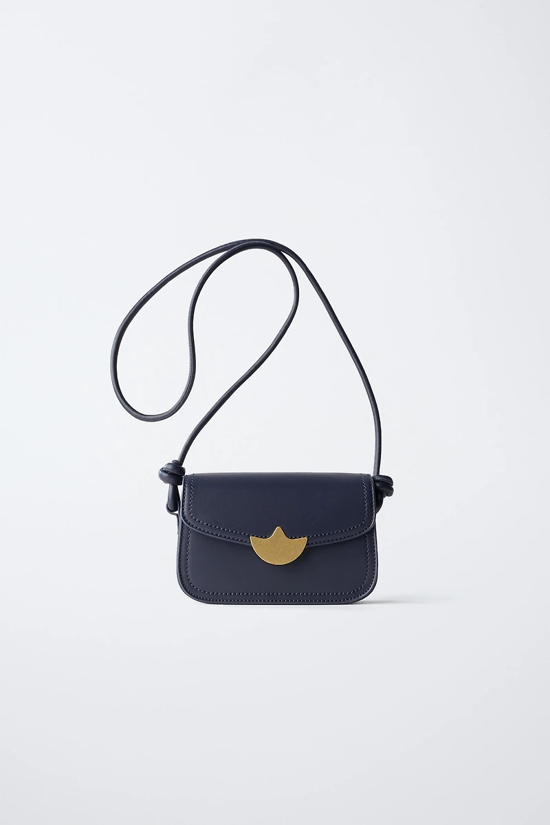 TULIP DETAIL CROSSBODY BAG