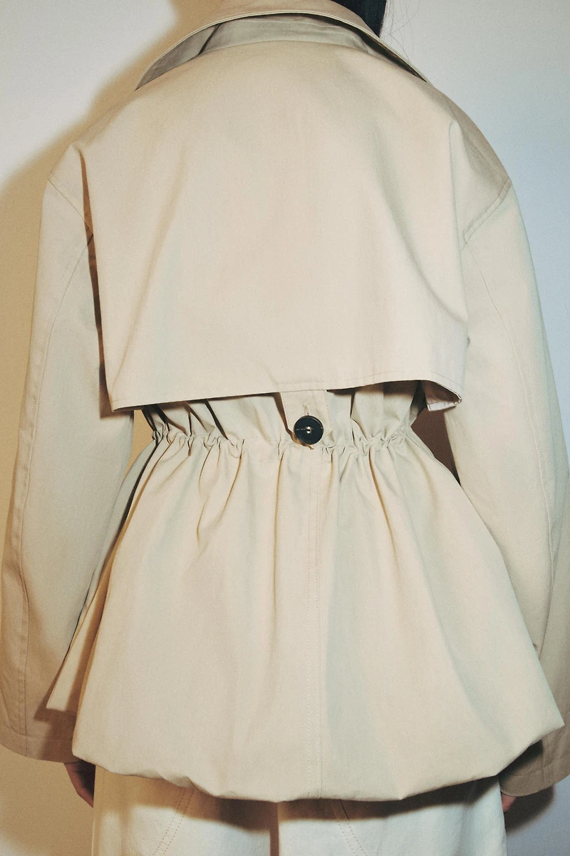 ADJUSTABLE WAIST CROPPED TRENCH COAT