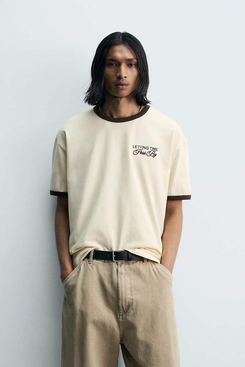 CONTRAST RIB TEXT T-SHIRT