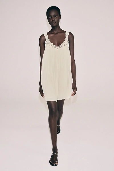 ZW COLLECTION EMBROIDERED STRAP DRESS