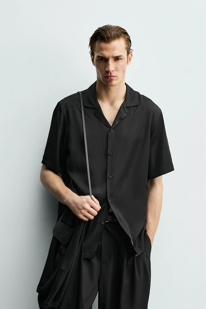 RELAXED FIT SATIN EFFECT SHIRT