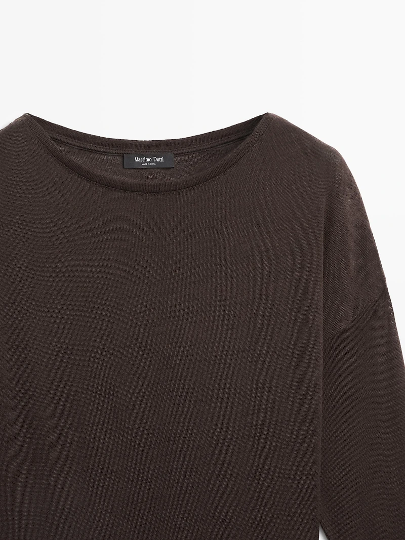 Top drapé à manches chauve-souris en laine mélangée