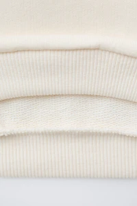 TEXT HEARTS SWEATSHIRT