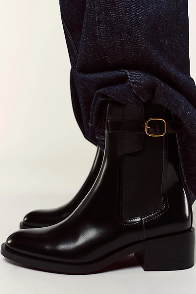 BUCKLE DETAIL ANKLE BOOTS