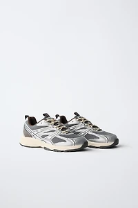 METALLIC SNEAKERS