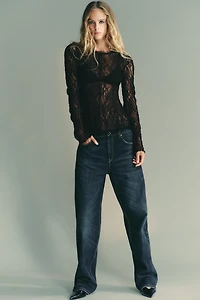 LACE TOP