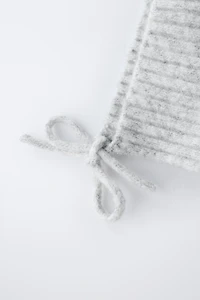 RIBBED KNIT BONNET