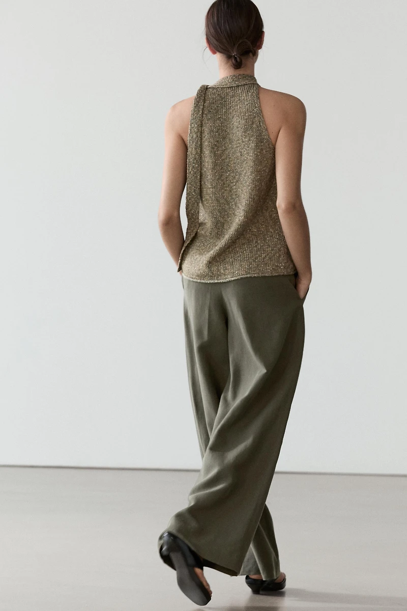 100% cotton halter top with tie detail