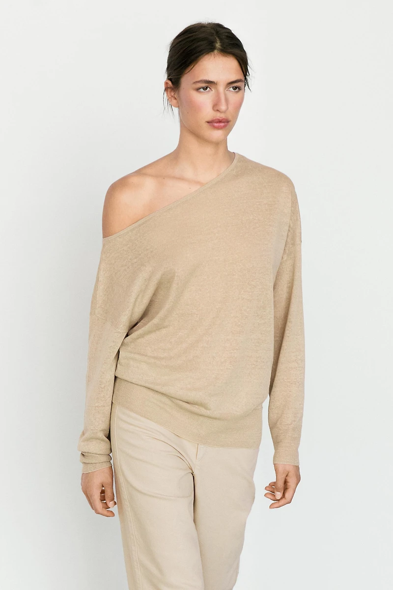 Flowing 100% linen off-the-shoulder sweater