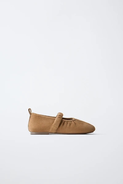 LEATHER RUCHED BALLET FLATS