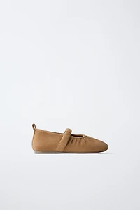LEATHER RUCHED BALLET FLATS