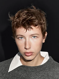 100% cashmere oversize sweater with elbow patches