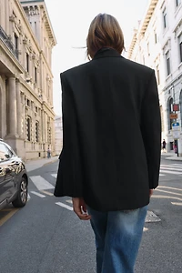 OVERSIZED DOUBLE-BREASTED BLAZER