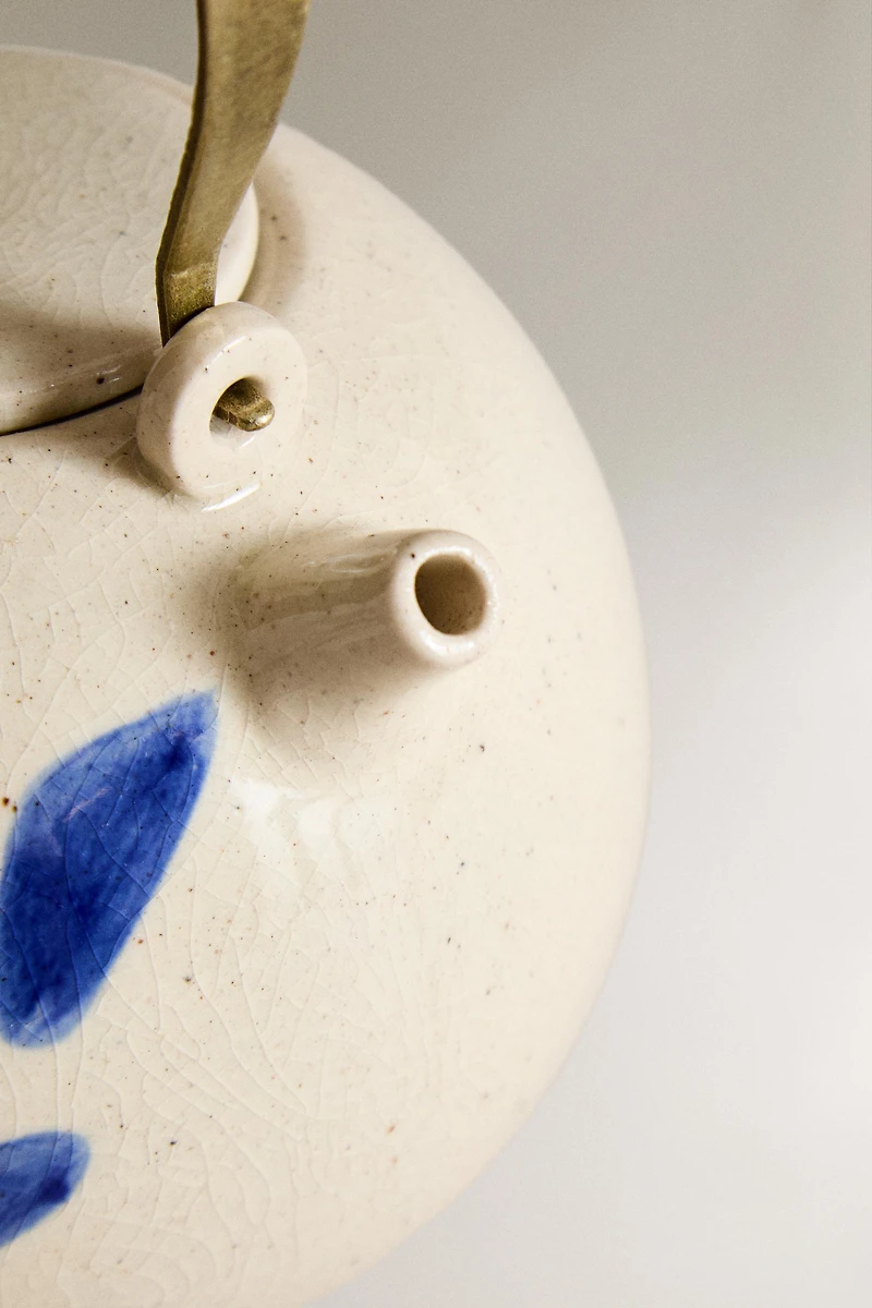 CERAMIC TEAPOT WITH PAINTED MOTIFS