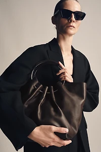 SAC SEAU EN CUIR ANSE RIGIDE
