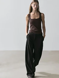 Sleeveless top with square neckline