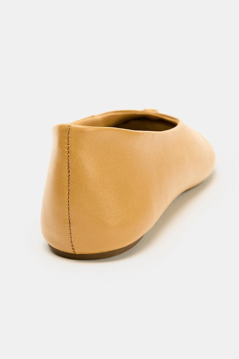 LEATHER BALLET FLATS WITH METAL DETAIL