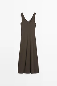Robe midi détail couture centrale