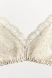 SILK BLEND LACE BRALETTE