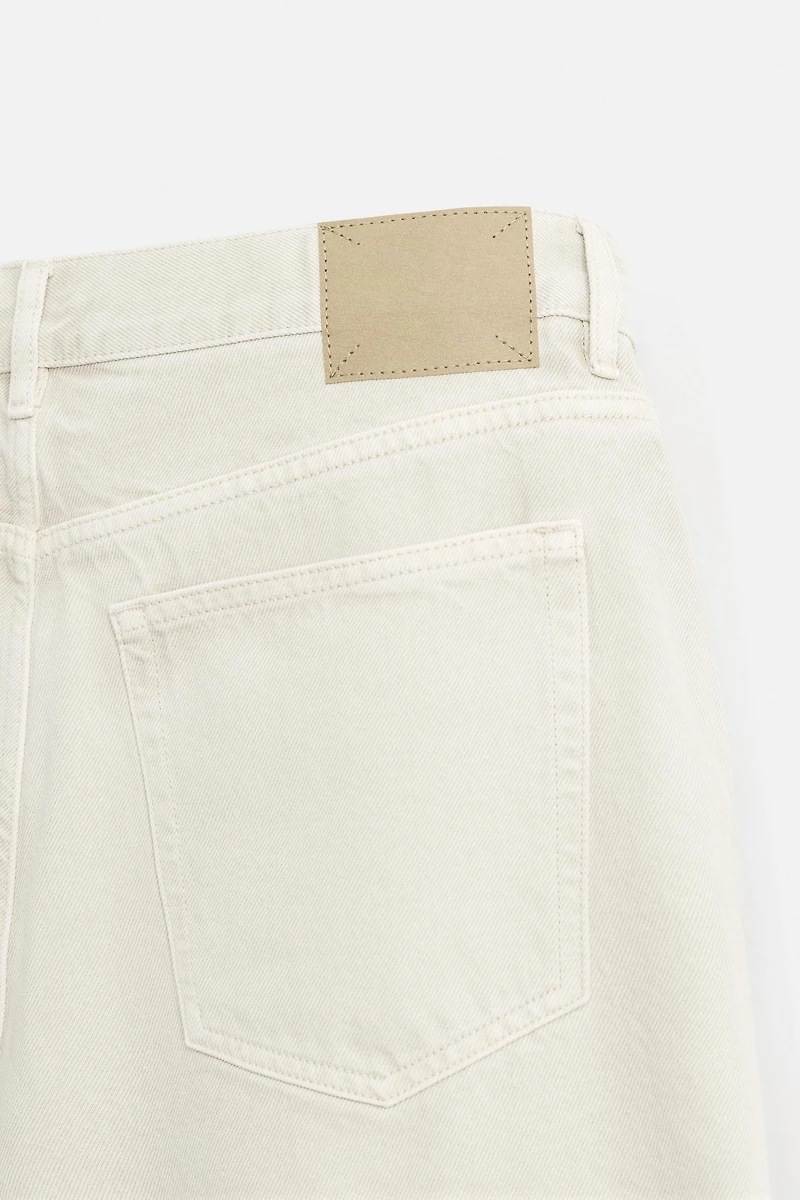 REGULAR FIT DENIM SHORTS