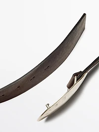 Nappa leather belt with metal buckle