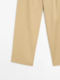 Wide-leg trousers
