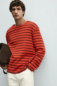 CONTRAST STRIPE T-SHIRT