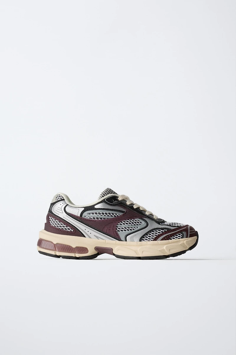 MESH SNEAKERS