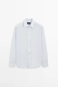 Chemise slim à rayures en lin