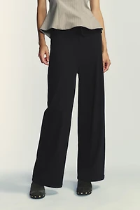 TEXTURED STRAIGHT LEG PANTS