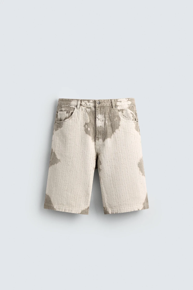 TEXTURED STRIPED SHORTS