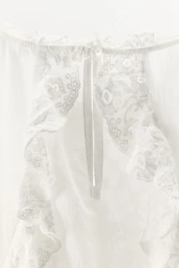 TOP BRODERIES DENTELLE LIMITED EDITION